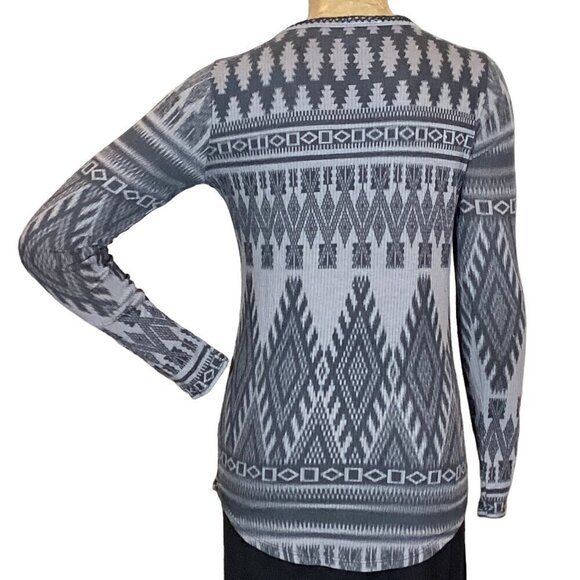 VOCAL Beaded/Studded Embroidered Rib Knit Top Sz M Gray Black 277J - Picture 4 of 8